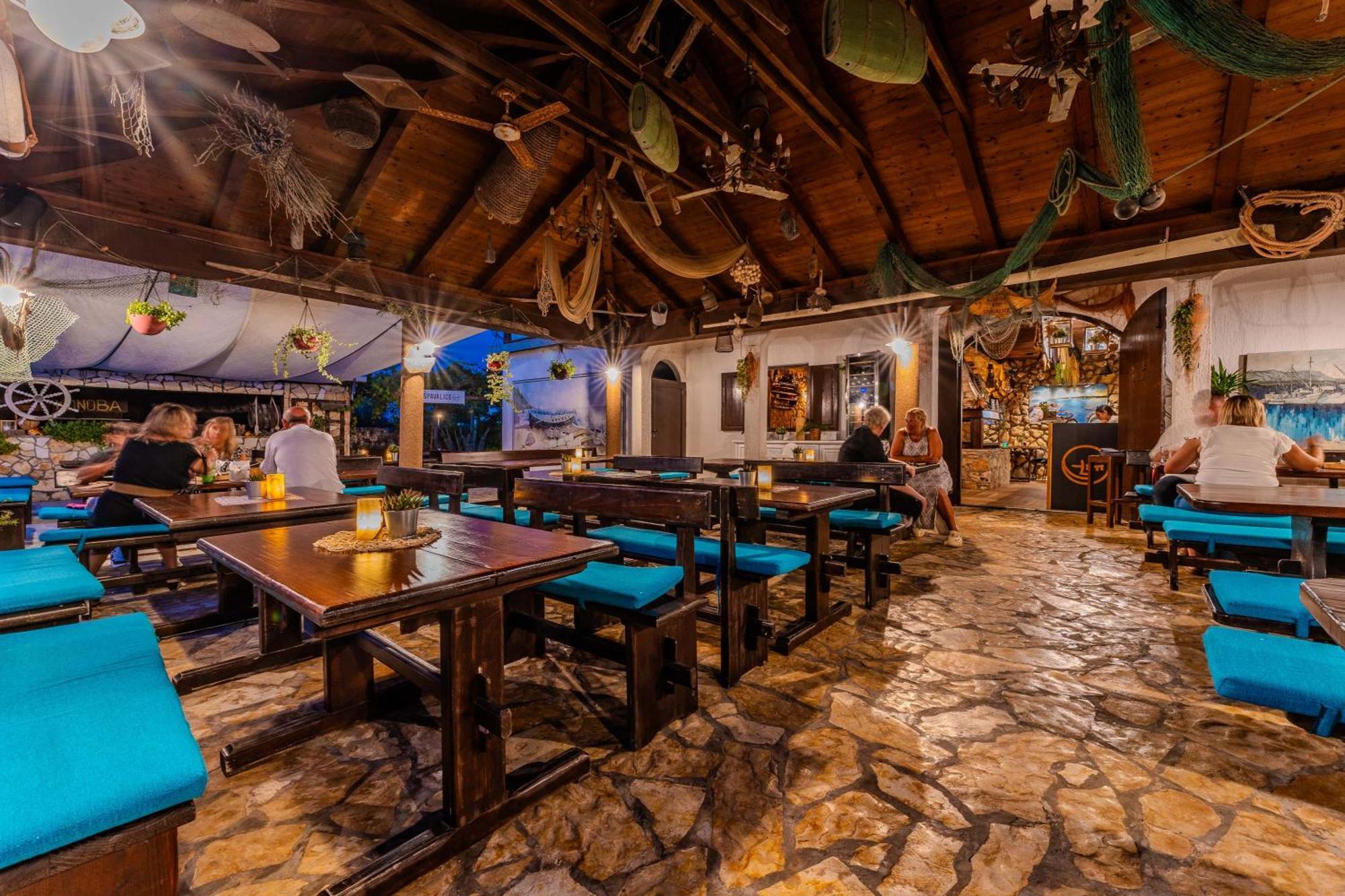 Guesthouse Kod Spavalice Вир Экстерьер фото