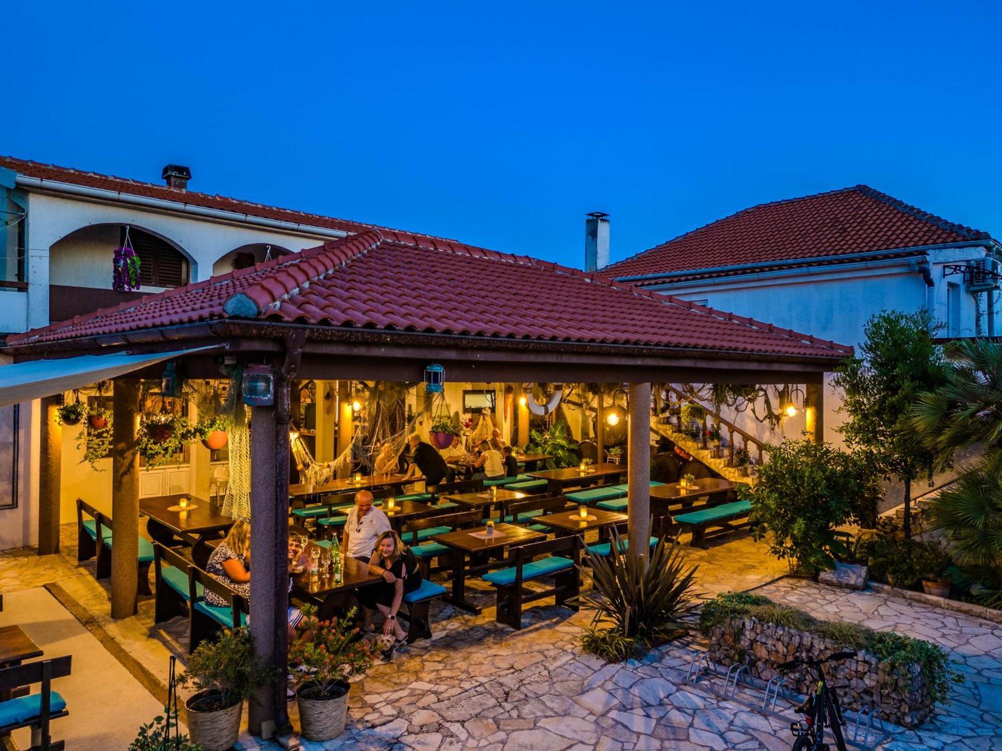 Guesthouse Kod Spavalice Вир Экстерьер фото